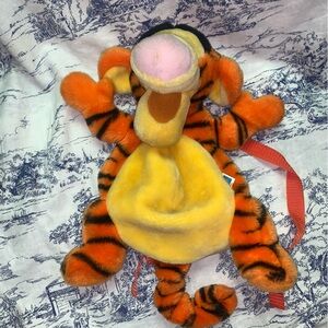 Vintage Disney Store Tigger Plush Backpack Adjustable 18"